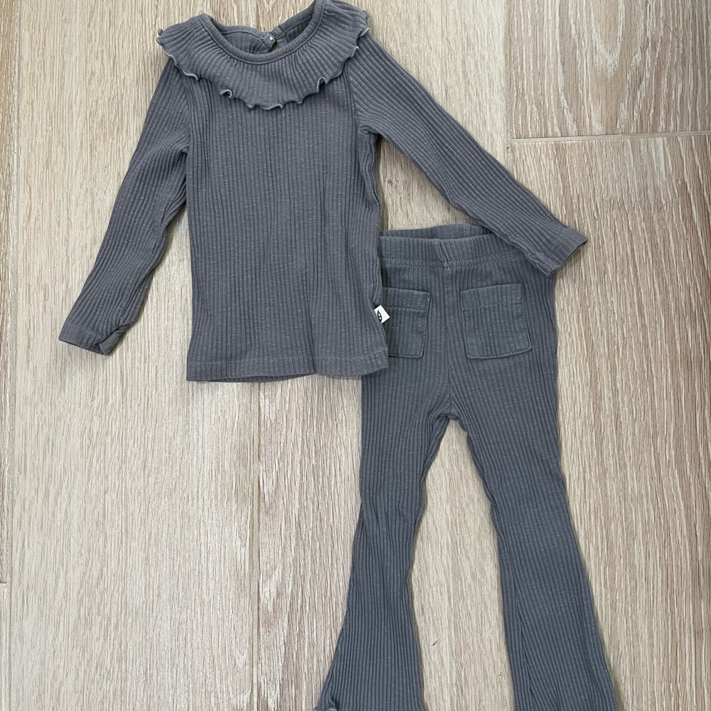 Easy Peasy Gray Matching Set with ruffle collar 18 months